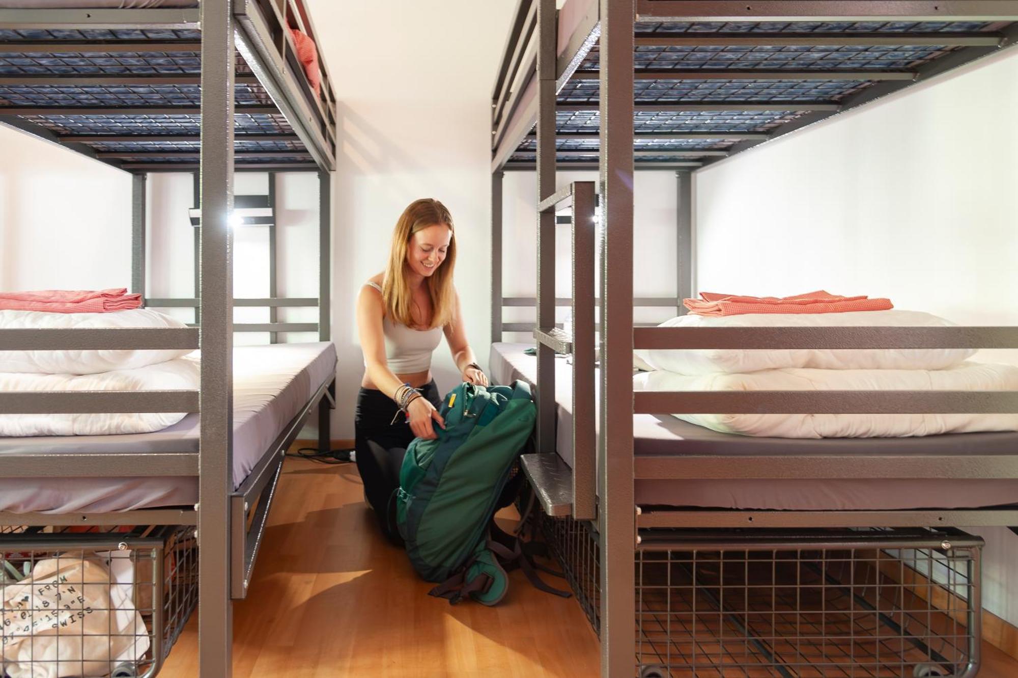 Hostel Balmers Hostel *